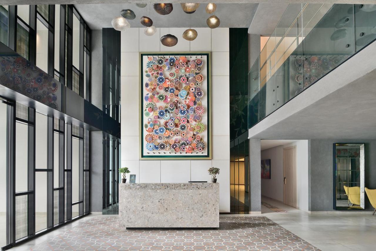 ホテル Citadines Arpora Nagoa Goa エクステリア 写真