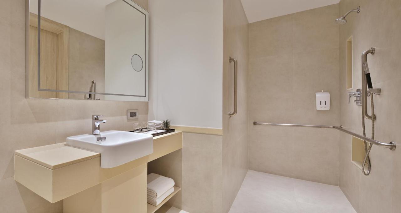 ホテル Citadines Arpora Nagoa Goa エクステリア 写真